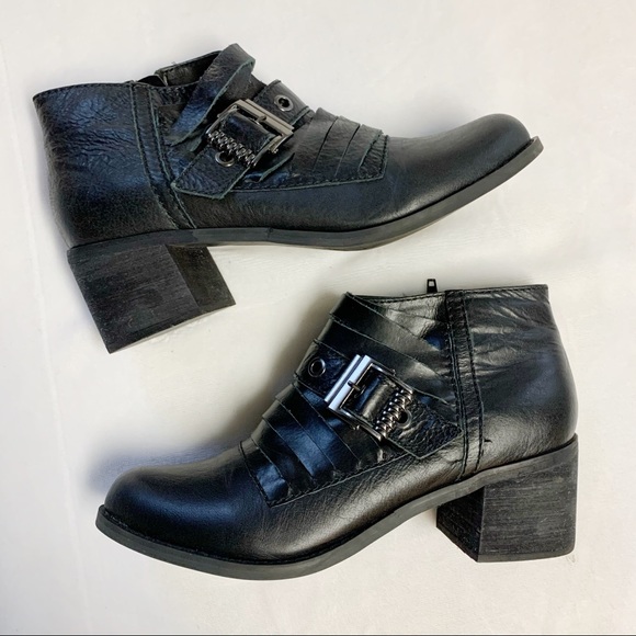 Two Lips Shoes - Two lips black leather buckle ankle booties 8M